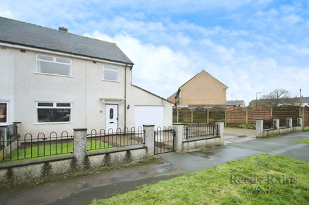 3 bedroom End Terrace House for sale