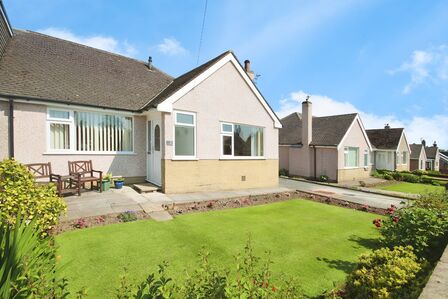2 bedroom Semi Detached Bungalow for sale