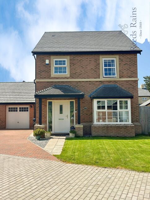 Main image of 3 bedroom Detached House to rent, Meadow Drive, Bowgreave, Lancashire, PR3