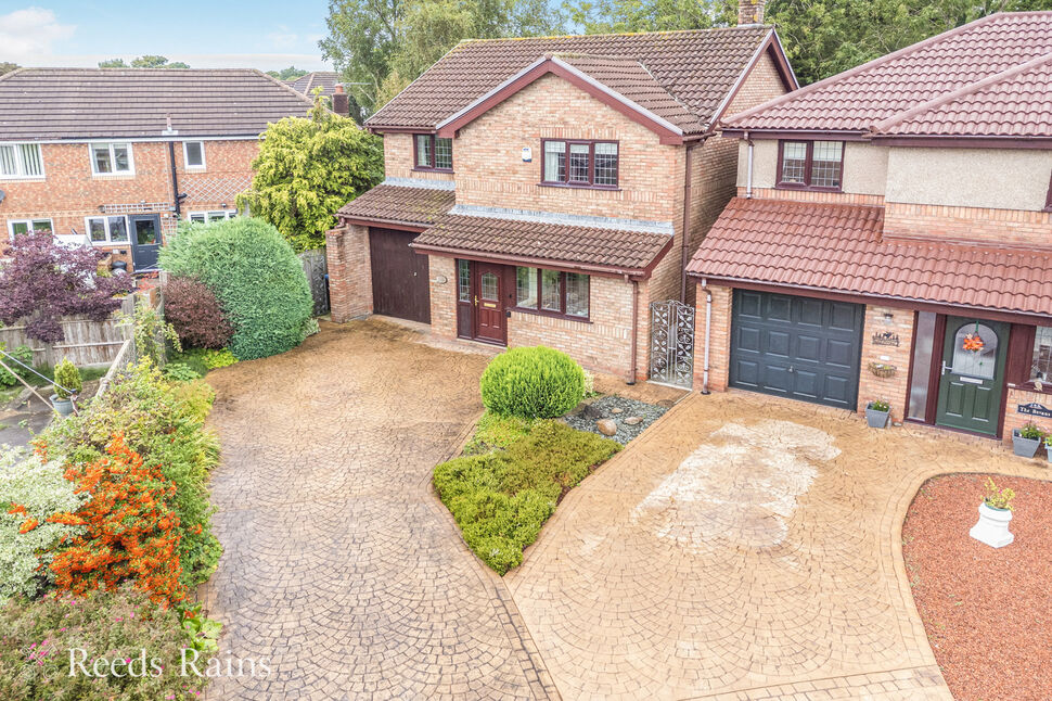 Main image of 3 bedroom Detached House for sale, Windsor Gardens, Garstang, Lancashire, PR3