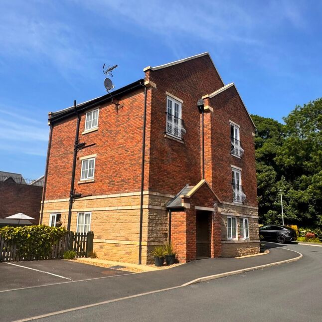 Main image of 2 bedroom Flat for sale, The Moorings, Garstang, Lancashire, PR3
