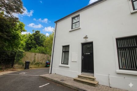 Throne Terrace, 2 bedroom Mid Terrace House to rent, &pound;875 pcm