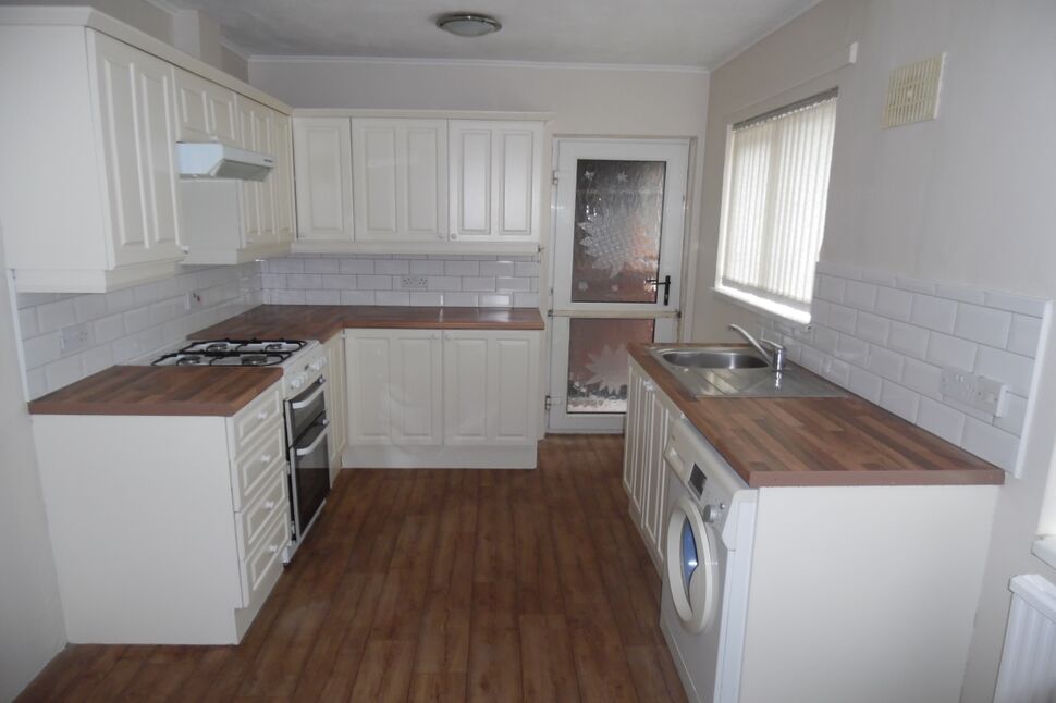 Kitchen / Dining