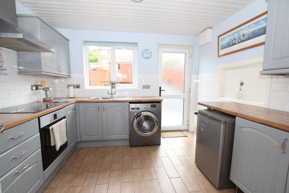 3 bedroom Mid Terrace House for sale, Cherrylands, Newtownabbey, BT36