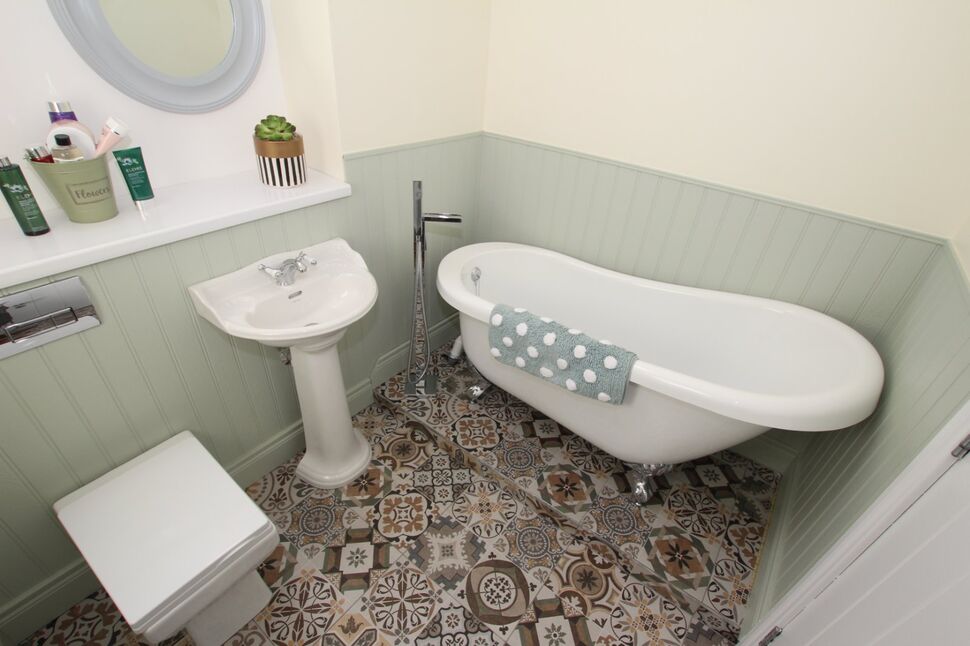 4 bedroom Detached House for sale, Temple Hall, Templepatrick, BT39 £