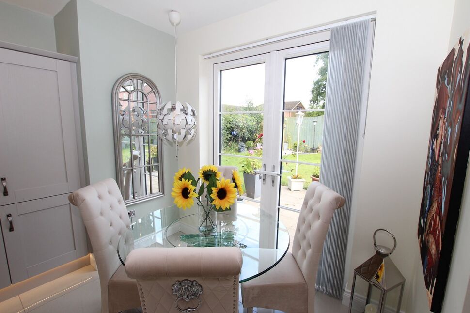 4 bedroom Detached House for sale, Temple Hall, Templepatrick, BT39 £