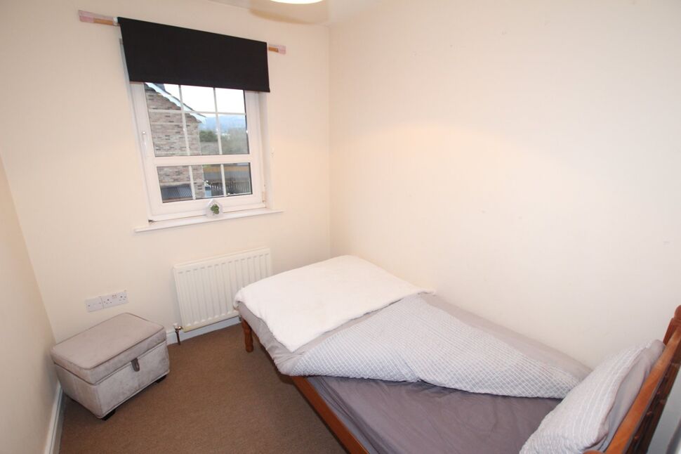 3 bedroom Mid Terrace House for sale, Glenview Park, Newtownabbey, BT37