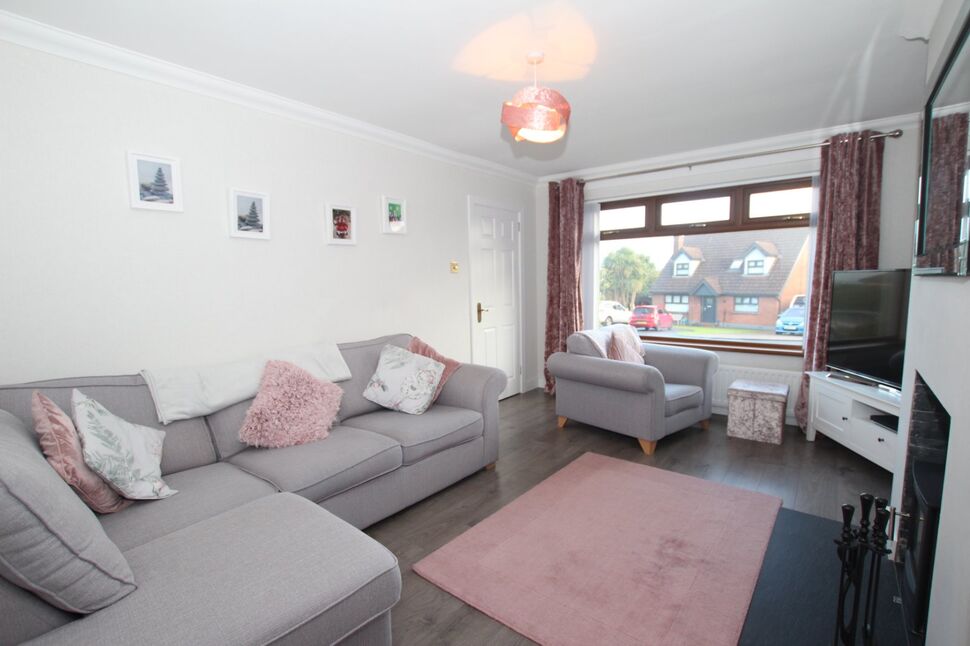 4 bedroom Detached House for sale, Hollybrook Heights, Newtownabbey, BT36 £275,000