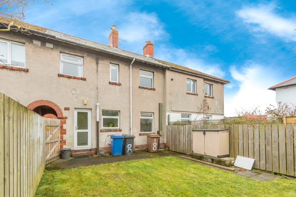 3 bedroom Mid Terrace House for sale, Chesham Park, Belfast, BT6 £149,950