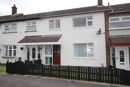 3 bedroom End Terrace House to rent