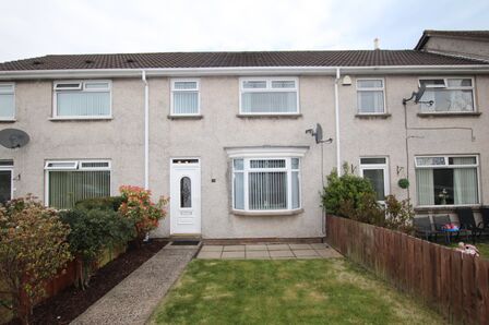 3 bedroom Mid Terrace House for sale
