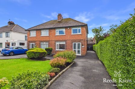 Antrim Road, 3 bedroom Semi Detached House for sale, &pound;175,000