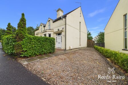 3 bedroom Semi Detached House to rent