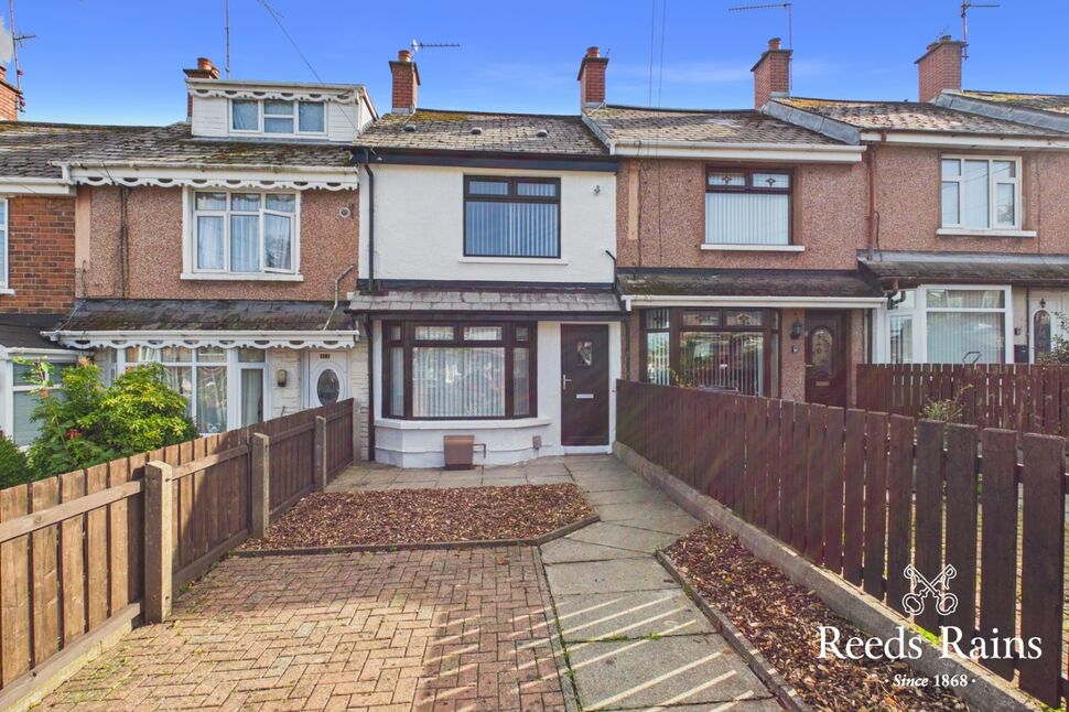 2 bedroom Mid Terrace House for sale