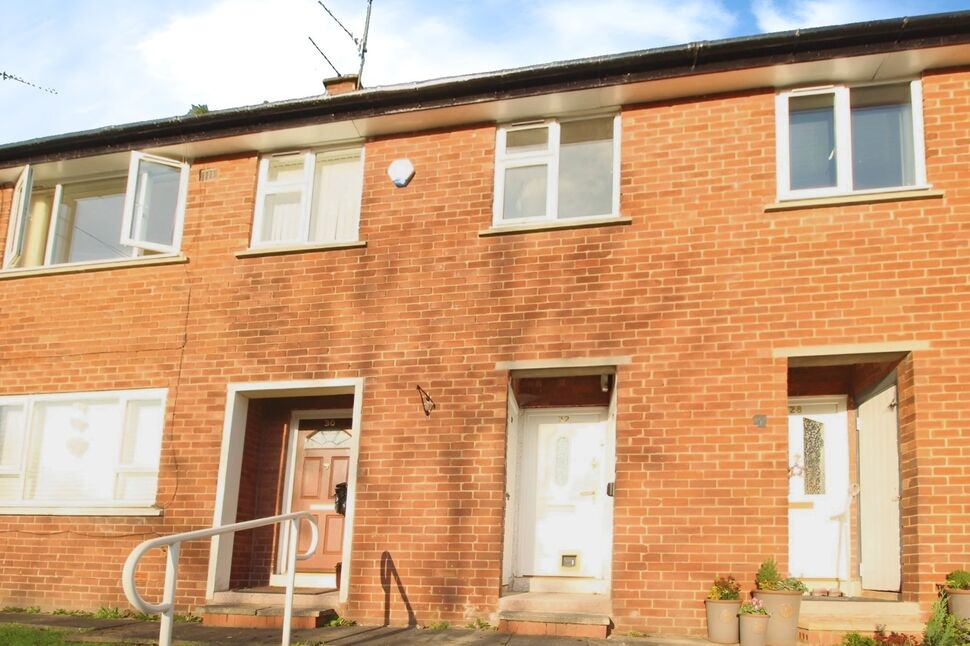 Main image of 2 bedroom Flat to rent, Coombes View, Broadbottom, Cheshire, SK14