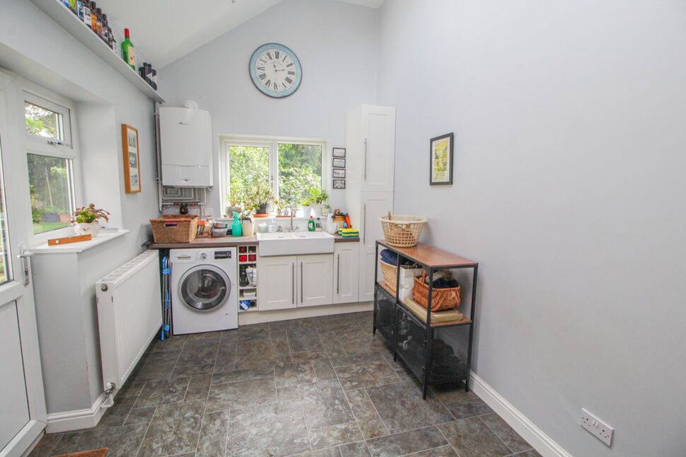 4 bedroom Detached House for sale, Broadbottom Road, Mottram, SK14 £