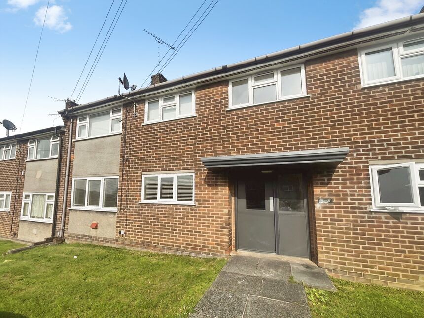 Main image of 1 bedroom Flat to rent, Highfield Road, Glossop, Derbyshire, SK13