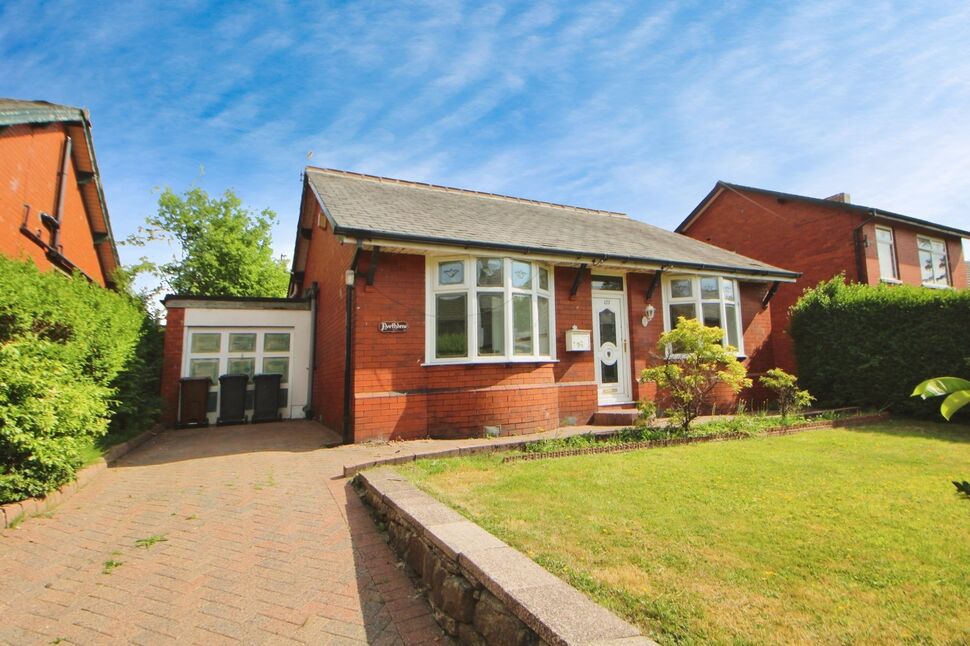 4 bedroom Detached Bungalow for sale