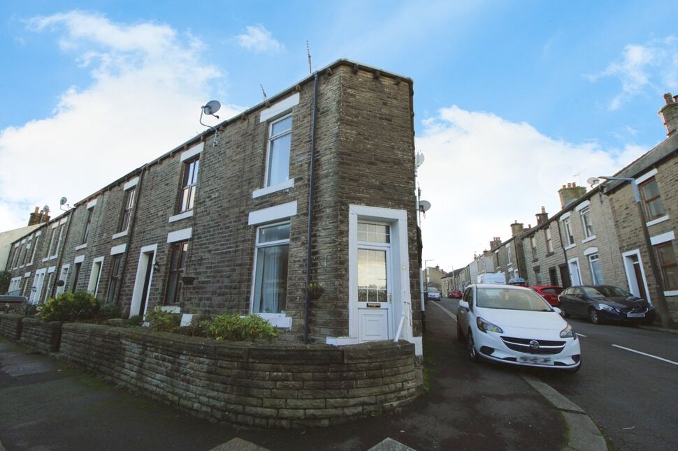 2 bedroom End Terrace House for sale, Duke Street, Glossop, SK13 £155,000