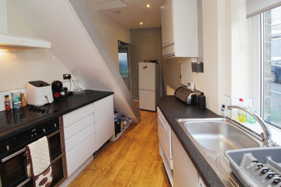 2 bedroom End Terrace House for sale, Duke Street, Glossop, SK13 £155,000