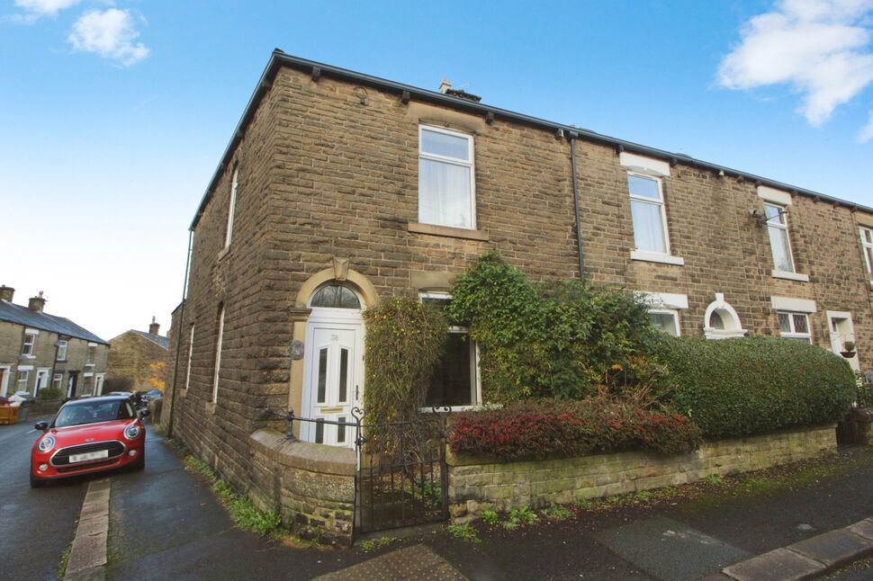 3 bedroom End Terrace House for sale, Duke Street, Glossop, SK13 £250,000