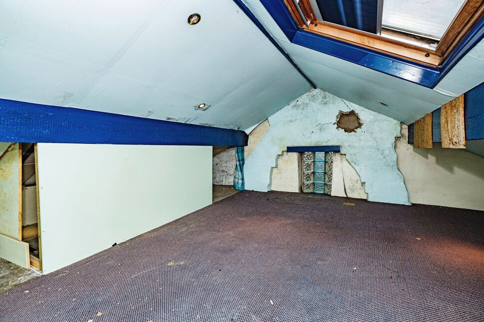 2 bedroom End Terrace House for sale, Padfield Main Road, Hadfield, SK13 £215,000