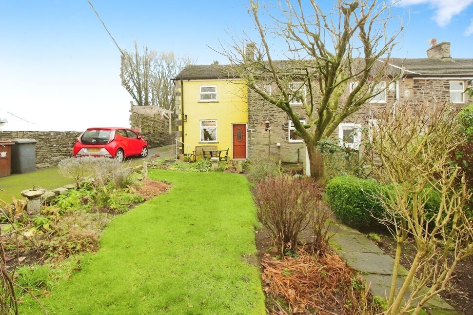 3 bedroom End Terrace House for sale, Marple Road, Charlesworth, SK13