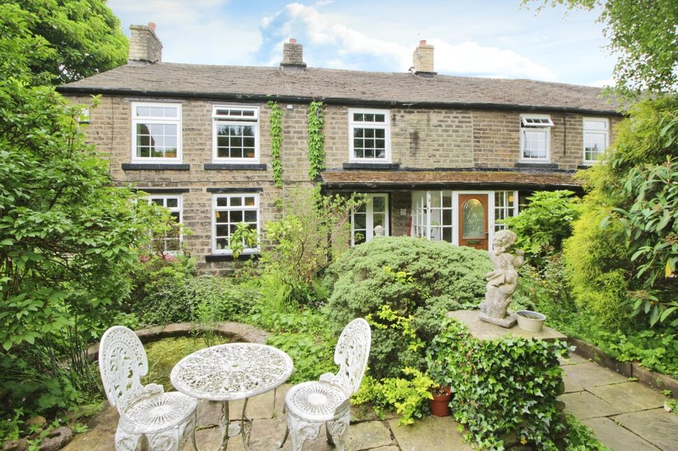 Main image of 4 bedroom  House for sale, Rose Green, Glossop, Derbyshire, SK13