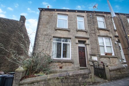 Bank Street, 3 bedroom End Terrace House for sale, £175,000