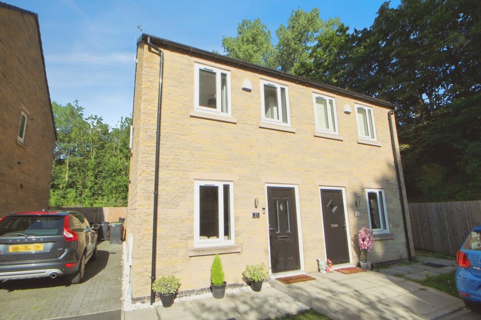 Main image of 2 bedroom Semi Detached House for sale, John Walton Close, Glossop, Derbyshire, SK13