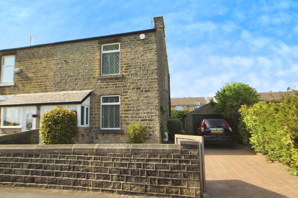 Main image of 3 bedroom Semi Detached House to rent, Conduit Street, Tintwistle, Derbyshire, SK13