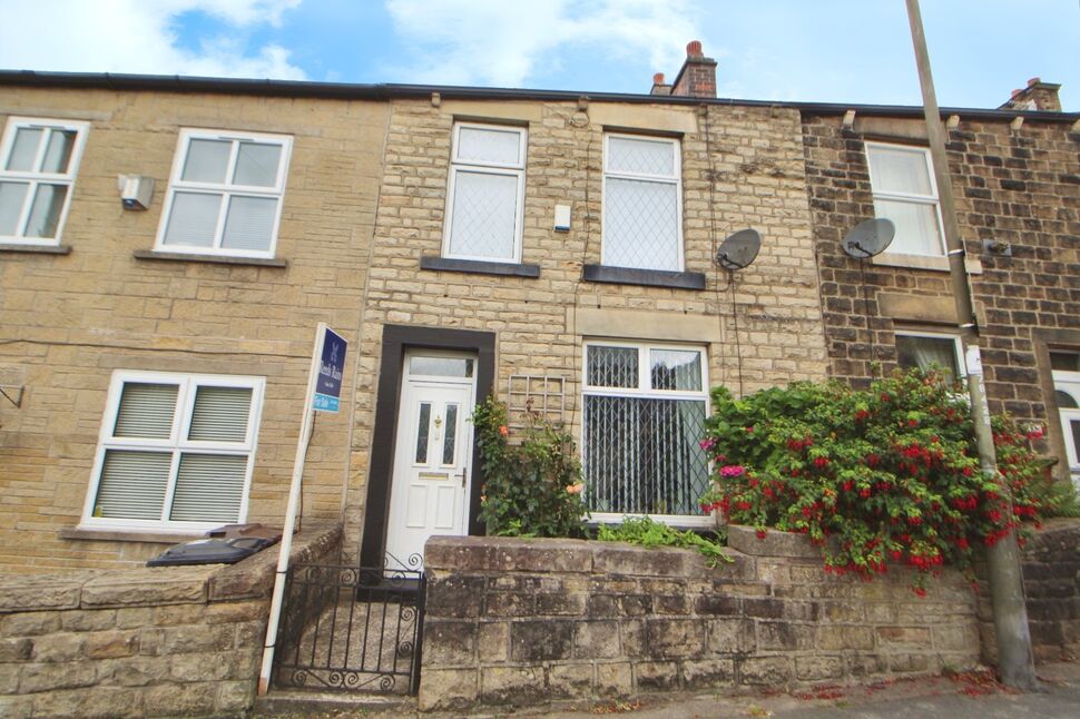 2 bedroom Mid Terrace House for sale