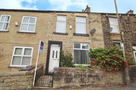 2 bedroom Mid Terrace House for sale