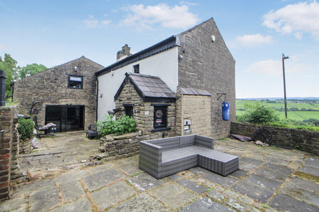 Woodhead Road, 4 bedroom Detached House for sale, &pound;510,000