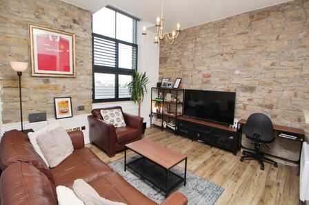 Victoria Street, 1 bedroom  Flat for sale, £125,000