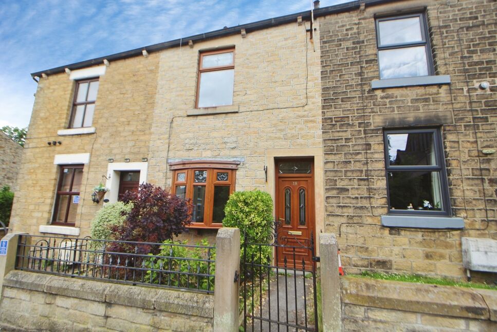 Main image of 2 bedroom Mid Terrace House to rent, Stanyforth Street, Hadfield, Derbyshire, SK13