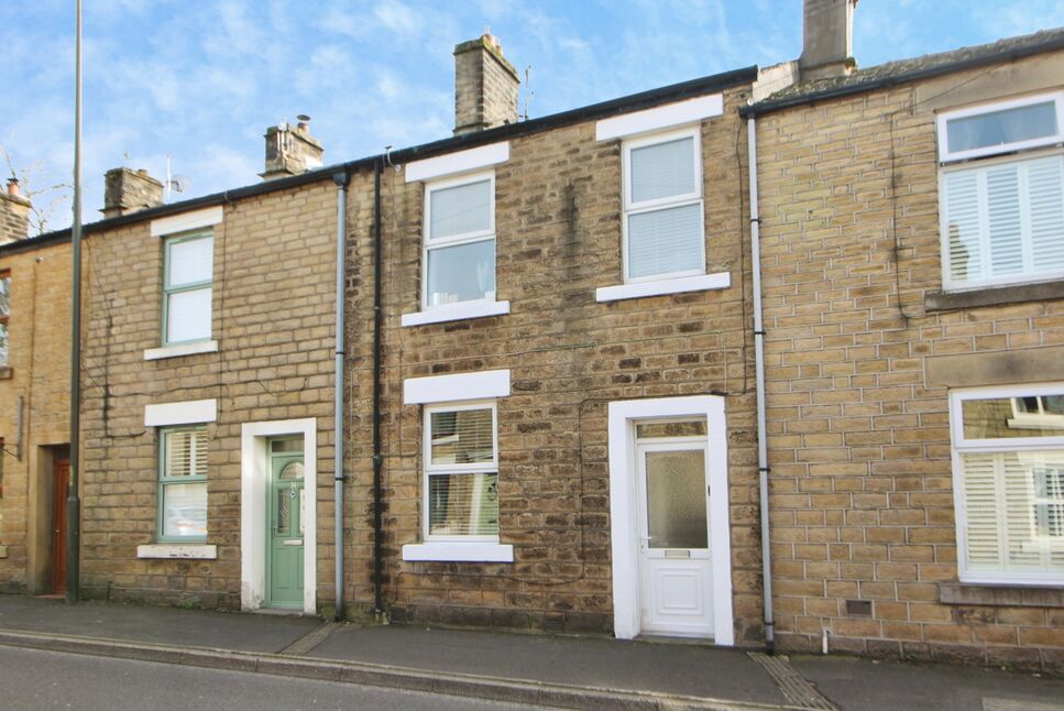 Main image of 2 bedroom Mid Terrace House for sale, Sheffield Road, Glossop, Derbyshire, SK13
