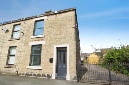 Jones Street, 2 bedroom End Terrace House for sale, &pound;255,000