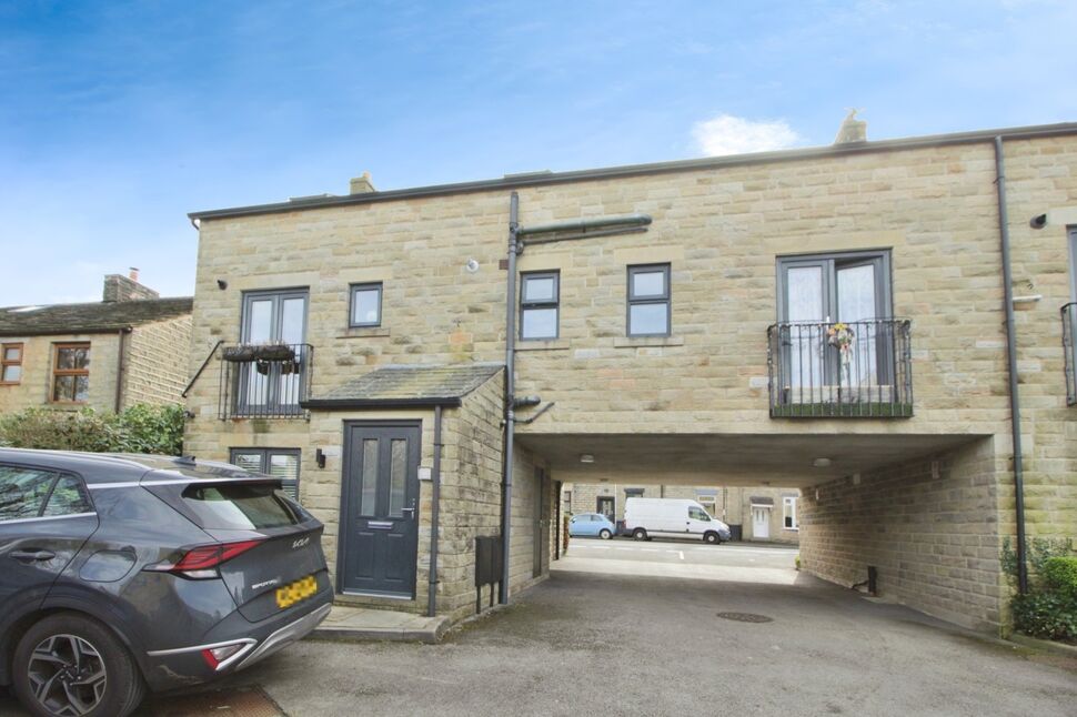 Main image of 2 bedroom Flat to rent, Torside Mews, Hadfield, Derbyshire, SK13