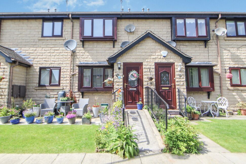 Main image of 2 bedroom Flat for sale, Highfield Gardens, Hollingworth, Greater Manchester, SK14