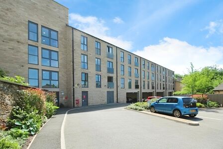 1 bedroom Flat for sale