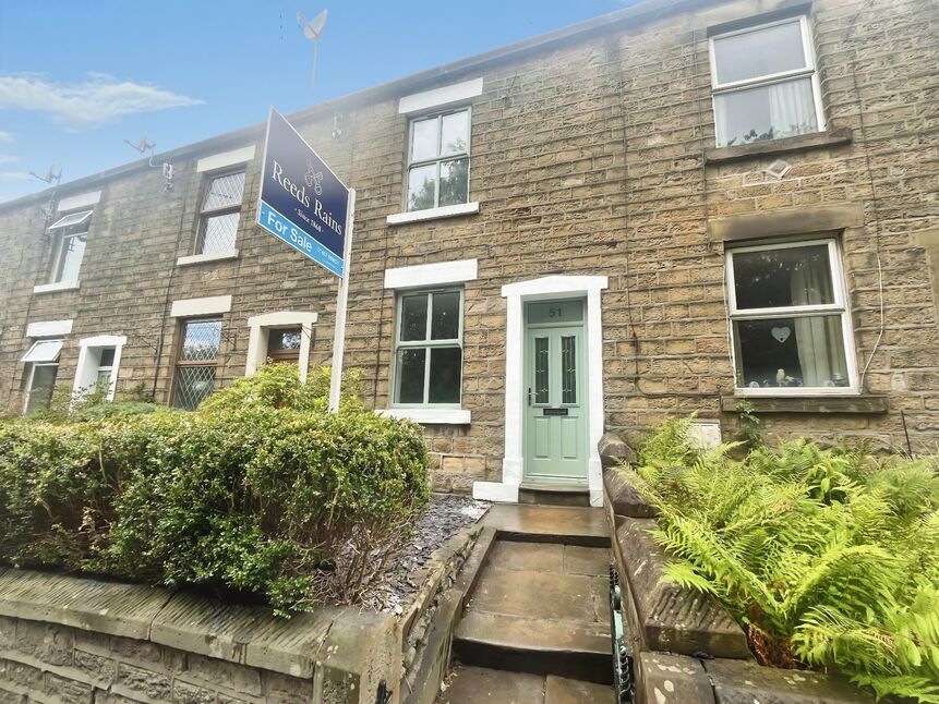 Main image of 3 bedroom Mid Terrace House for sale, Shaw Lane, Glossop, Derbyshire, SK13