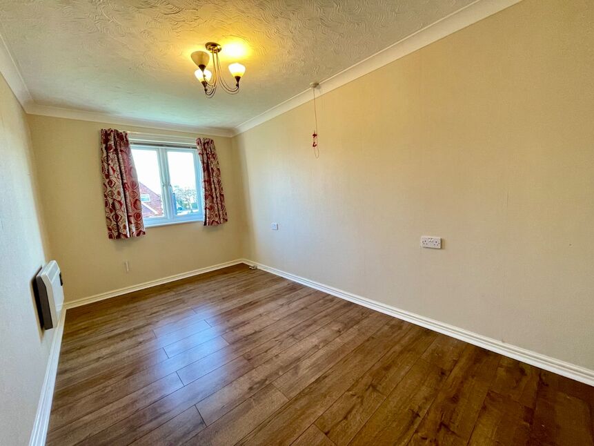 2 bedroom Flat for sale, Broadway Court, Broadway West, Gosforth, NE3
