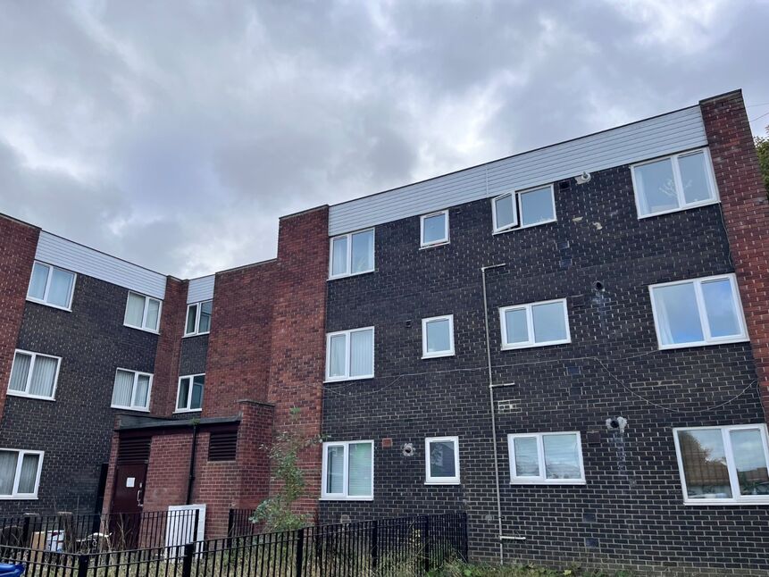 Main image of 3 bedroom  Flat for sale, Rothley Close, Newcastle upon Tyne, Tyne and Wear, NE3
