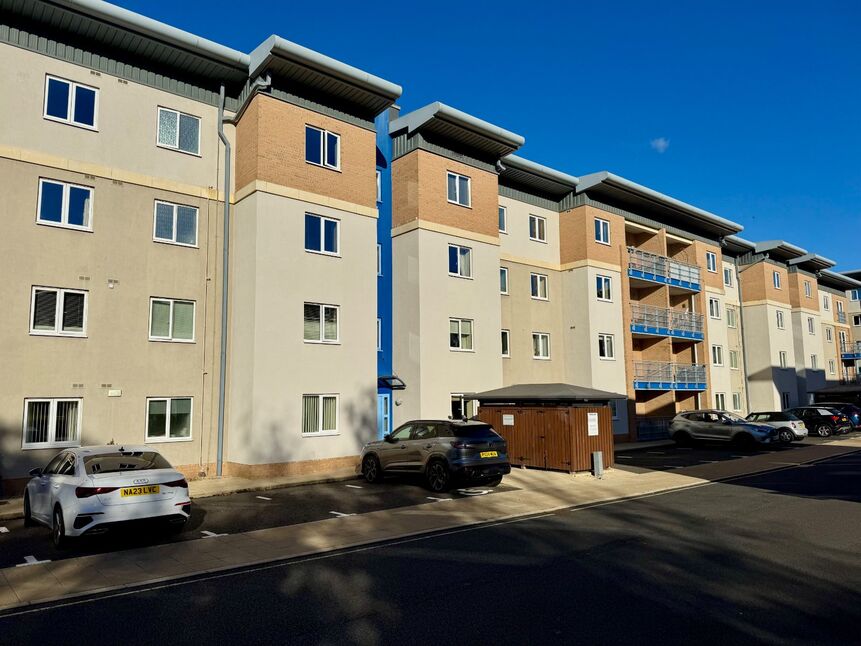 2 bedroom  Flat for sale