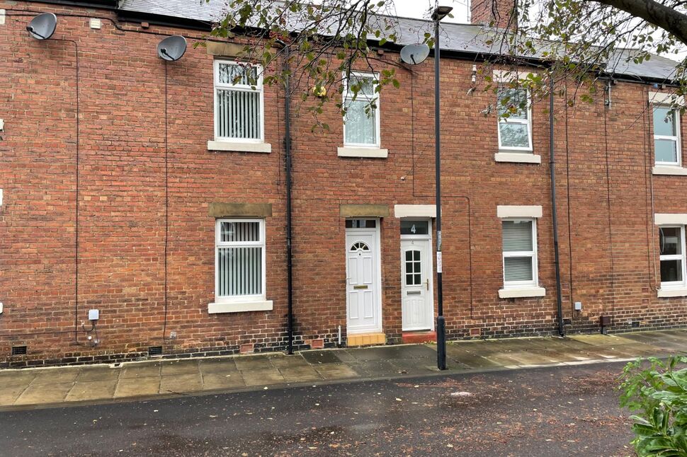 3 bedroom Mid Terrace House for sale, Lambert Square, Coxlodge, NE3 £