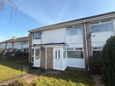 2 bedroom Mid Terrace House for sale