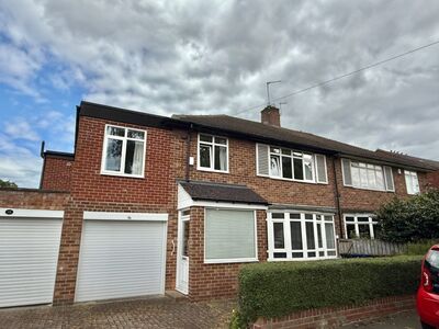 5 bedroom Semi Detached House for sale