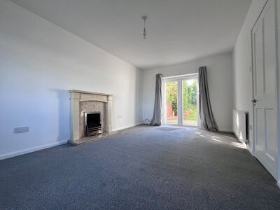 Broadway West, 3 bedroom Mid Terrace House for sale, £200,000
