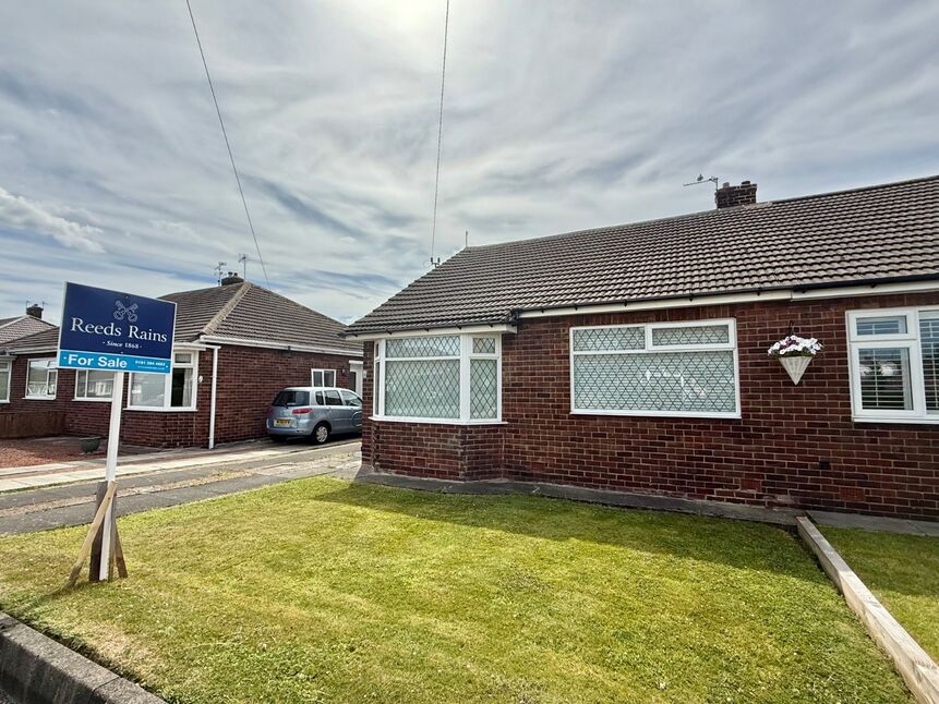 Main image of 2 bedroom Semi Detached Bungalow for sale, Longhirst Drive, Wideopen, Tyne and Wear, NE13